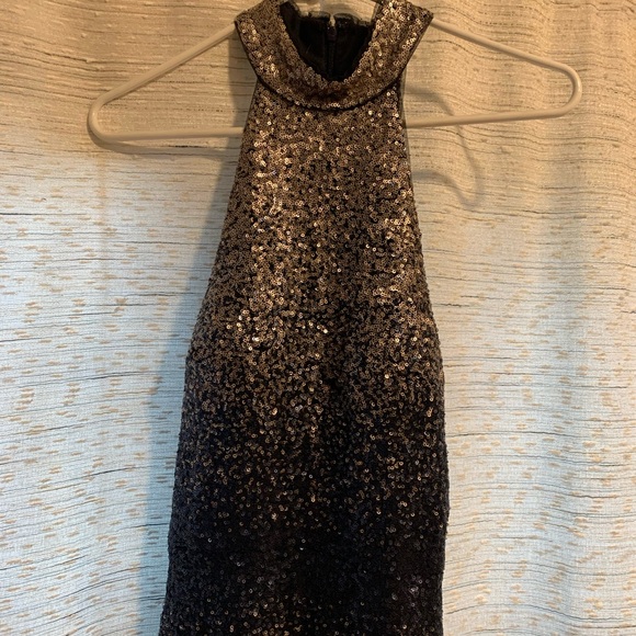 Size 6 - gold and navy sequence .. worn once - Picture 8 of 9